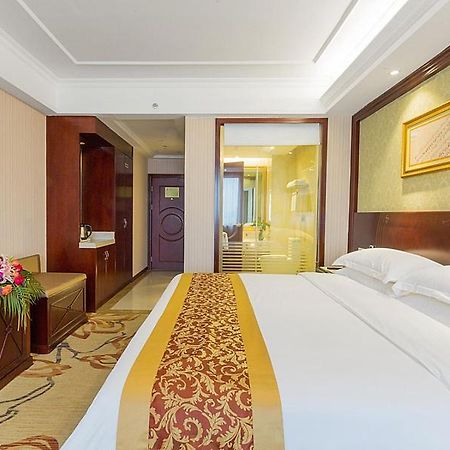 Vienna Hotel Guilin North Road Bagian luar foto
